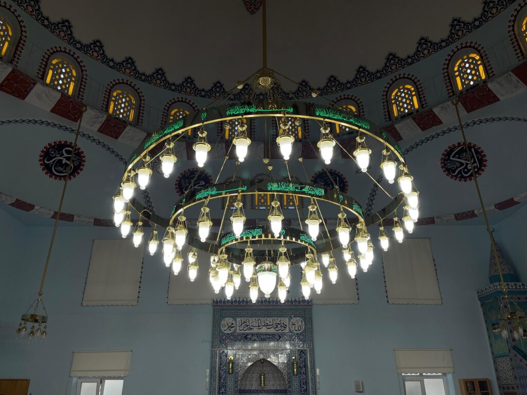 3 Metre Çap Selçuklu Lazer Kesim Ledli Cami Avizesi — 3. görsel